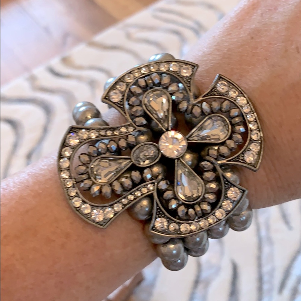 Faux pearl and cross bracelet